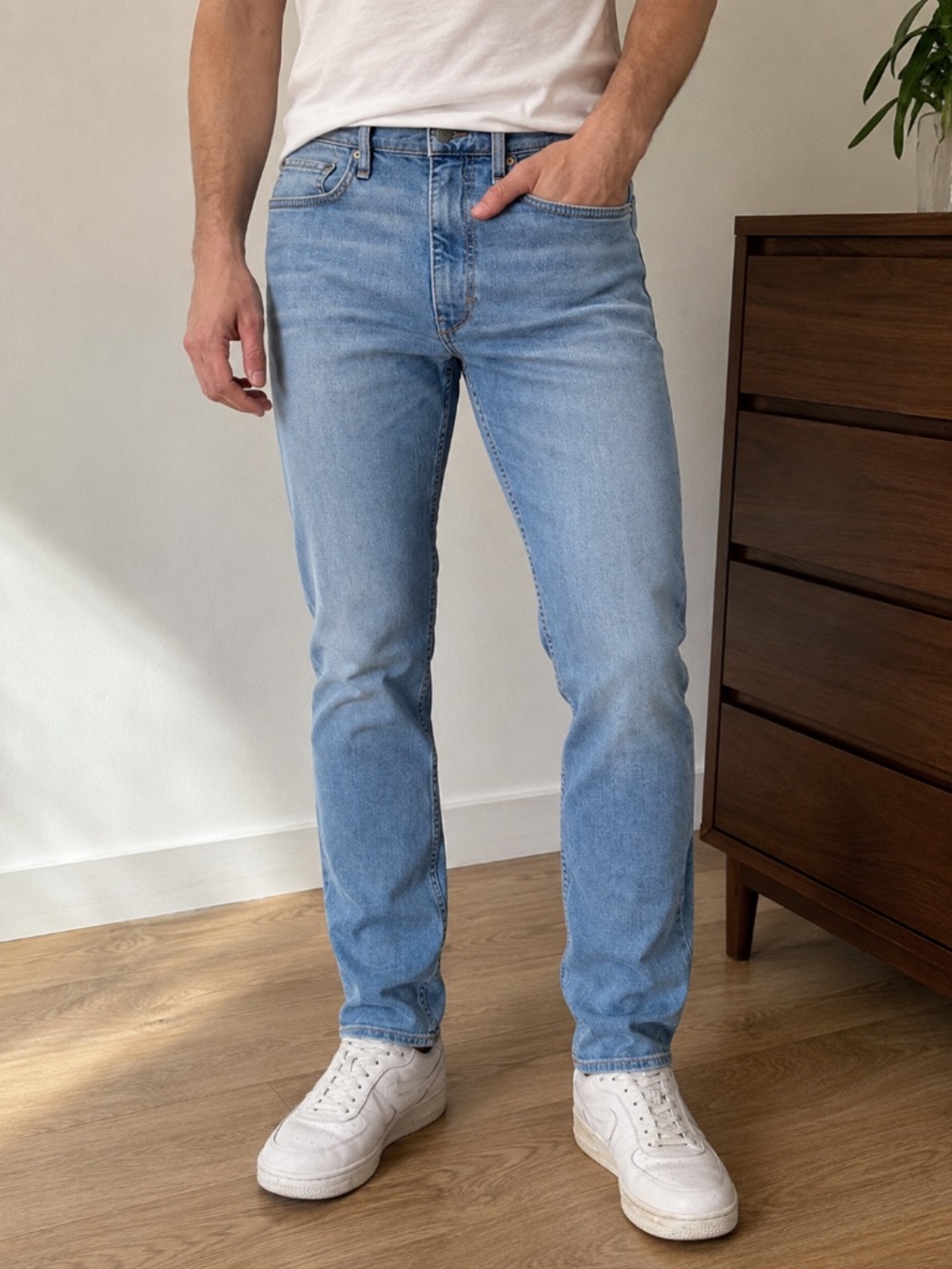 Rag & Bone Slim Fit 2 Light Blue Jeans 32 X 32